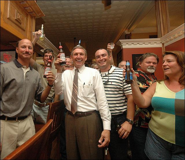 A happy crowd at Giovanni's
