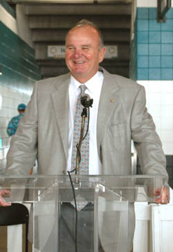 Jags Wayne Weaver